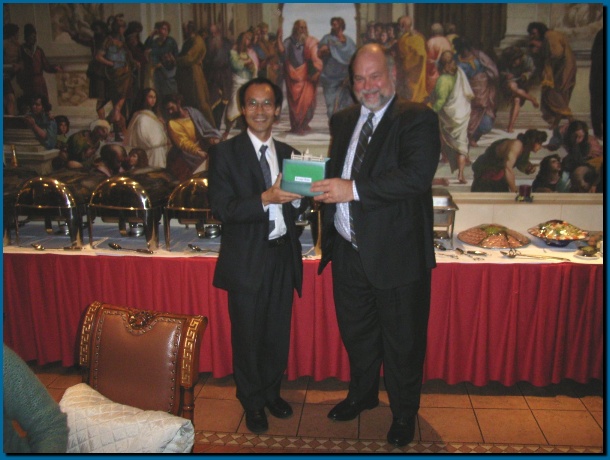 602x451 pixels (106K)